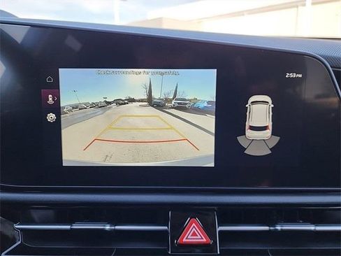 New 2025 Kia Niro EX image 21