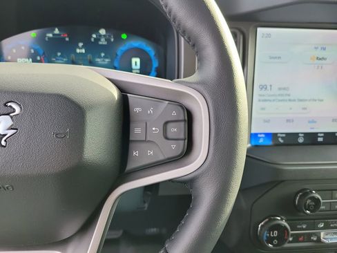 New 2025 Ford Bronco Badlands image 24