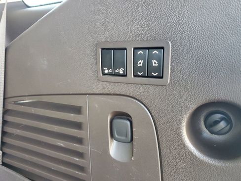 Used 2016 GMC Yukon Denali w/ Open Road Package image 9