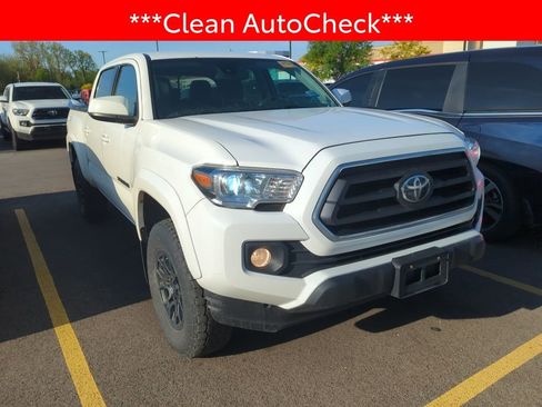 Used 2020 Toyota Tacoma SR5 w/ Blackout Package image 3