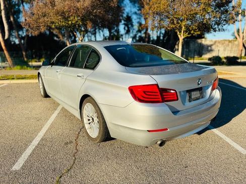 Used 2011 BMW 535i xDrive Sedan image 13