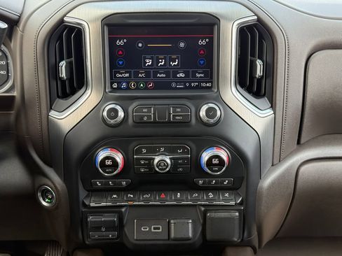 Used 2022 GMC Sierra 1500 Denali w/ Denali Reserve Package AWD/4WD image 41