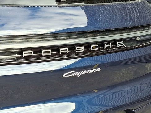 New 2026 Porsche Cayenne E-Hybrid AWD/4WD image 22