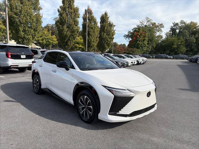 Certified 2024 Lexus RZ 450e Premium w/ Technology Package AWD/4WD image 7