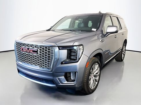 Used 2021 GMC Yukon Denali w/ Denali Premium Package RWD image 4