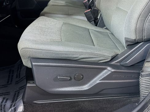 Used 2022 Ford F150 XLT image 18