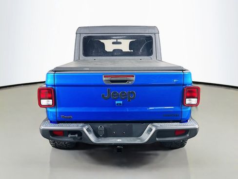 Used 2021 Jeep Gladiator Sport image 6