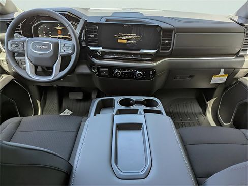 New 2025 GMC Sierra 1500 Elevation image 31