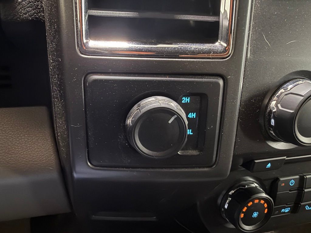 Used 2017 Ford F150 XLT w/ Equipment Group 301A Mid AWD/4WD image 6