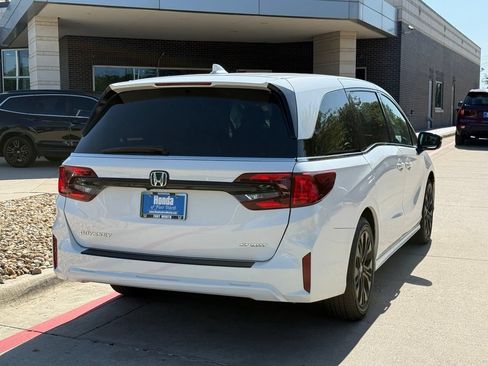 Used 2025 Honda Odyssey Sport-L image 7