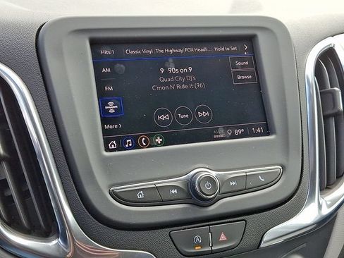 Used 2024 Chevrolet Equinox LS AWD/4WD image 16