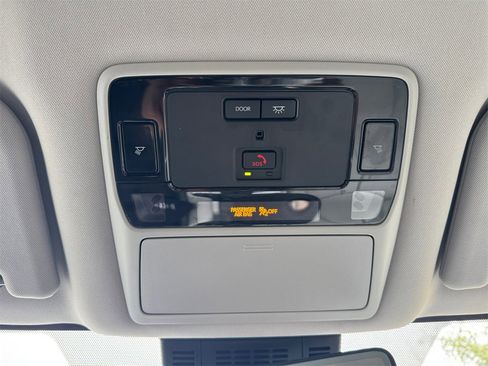 Used 2024 Toyota Grand Highlander XLE image 20