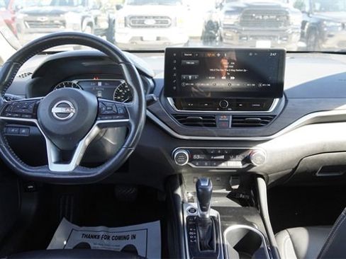Used 2023 Nissan Altima 2.5 SL image 15