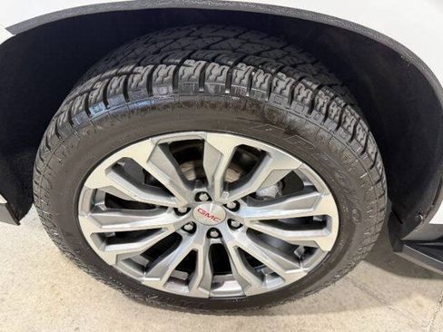 Used 2021 GMC Yukon Denali AWD/4WD image 13