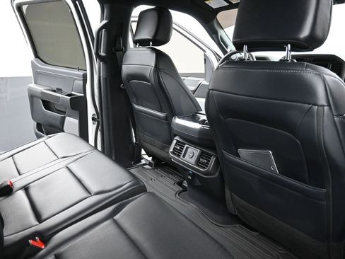 Used 2025 Ford F150 Lariat w/ Equipment Group 501A Mid image 16