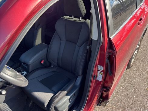 Certified 2024 Subaru Ascent Premium w/ Convenience Package image 2