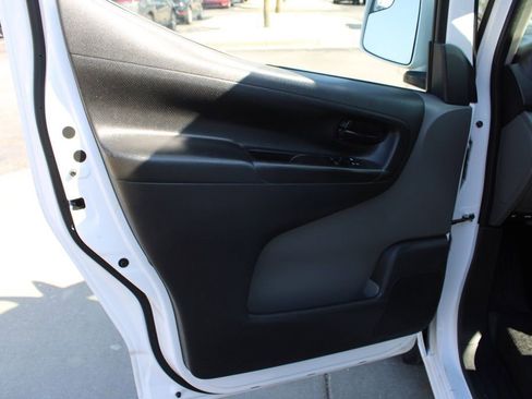 Used 2021 Nissan NV200 SV w/ Back Door Glass Package FWD image 17