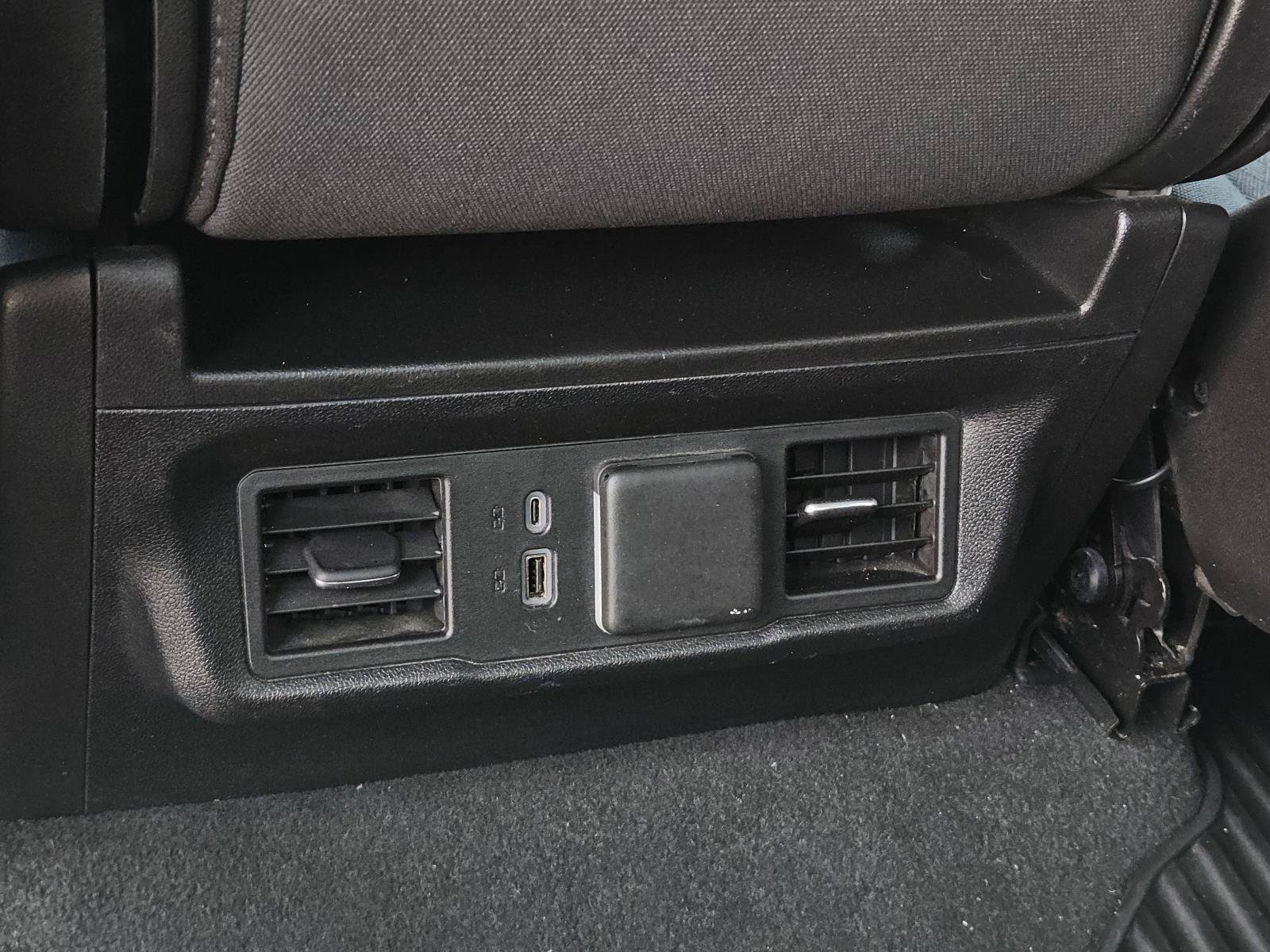 Used 2025 Chevrolet Silverado 2500 LT w/ Safety Package AWD/4WD image 32