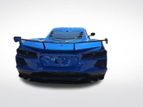 Used 2020 Chevrolet Corvette 3LT w/ 3LT Preferred Equipment Group image 4