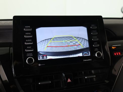 Used 2024 Toyota Camry SE w/ Convenience Package FWD image 6