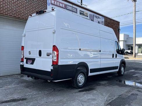 New 2026 RAM ProMaster 3500 w/ Convenience Group image 4