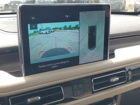 Certified 2023 Lincoln Aviator Reserve w/ Elements Package Plus AWD/4WD image 17