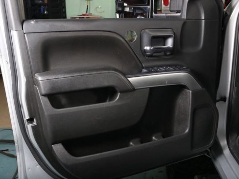 Used 2015 Chevrolet Silverado 1500 LT AWD/4WD image 38
