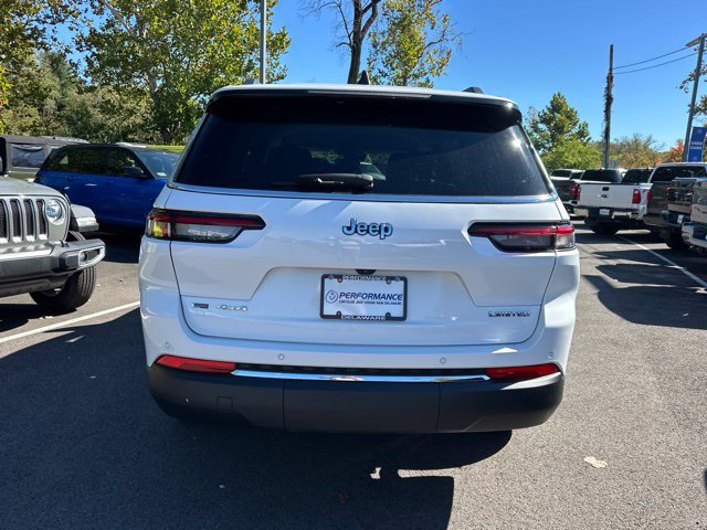 Used 2023 Jeep Grand Cherokee L Limited AWD/4WD image 14
