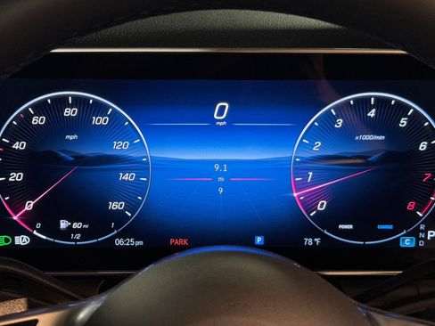 New 2026 Mercedes-Benz GLC 300 image 23
