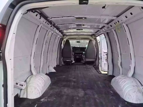 Used 2019 Chevrolet Express 2500 Extended w/ Driver Convenience Package RWD image 14
