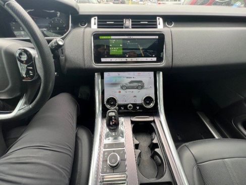 Used 2019 Land Rover Range Rover Sport HSE image 37