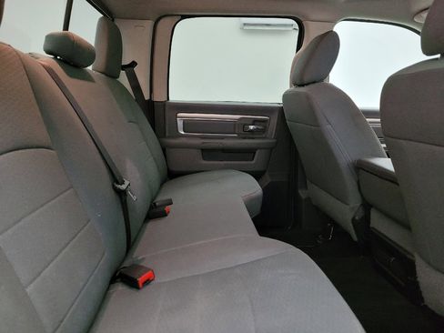 Used 2017 RAM 1500 Classic SLT image 19