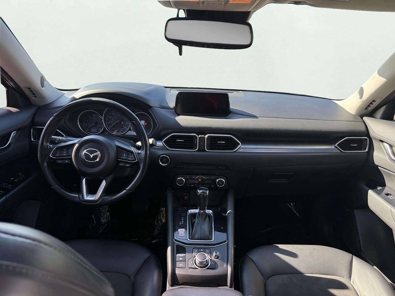 Used 2018 MAZDA CX-5 Touring w/ Preferred Equipment Package AWD/4WD image 14
