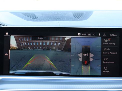 Used 2021 BMW X6 xDrive40i w/ Premium Package image 29