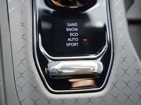 Used 2025 Jeep Wagoneer S Launch Edition image 34