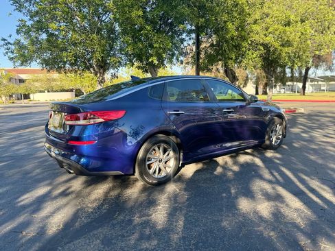 Used 2019 Kia Optima LX FWD image 19