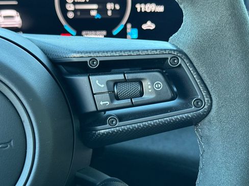 Used 2025 Porsche Taycan Turbo GT image 31