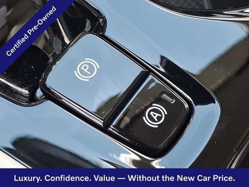 Certified 2023 Volvo XC40 B5 Plus w/ Climate Package AWD/4WD image 26