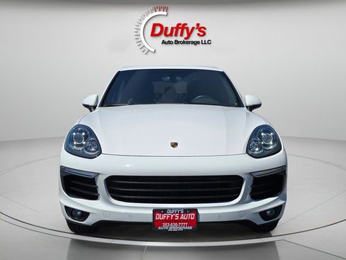 Used 2018 Porsche Cayenne S AWD/4WD image 16