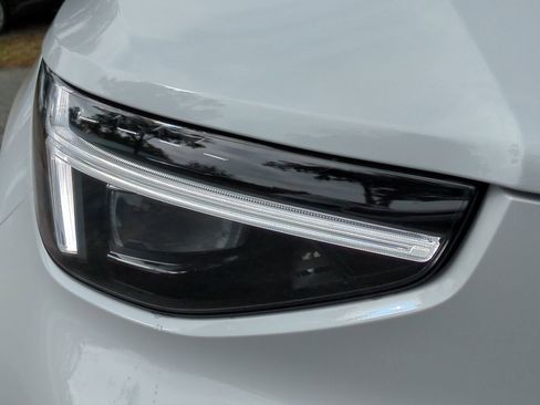 New 2026 Volvo XC40 B5 Plus w/ Protection Package Premier image 10