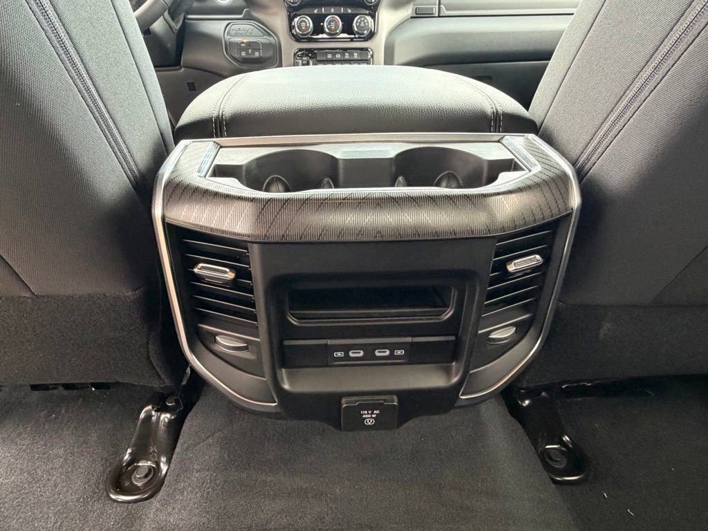 New 2026 RAM 3500 Big Horn AWD/4WD image 29