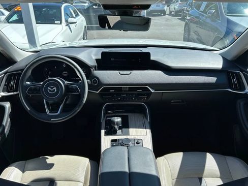 Used 2024 MAZDA CX-90 Plug-In Hybrid w/ Preferred AWD/4WD image 4