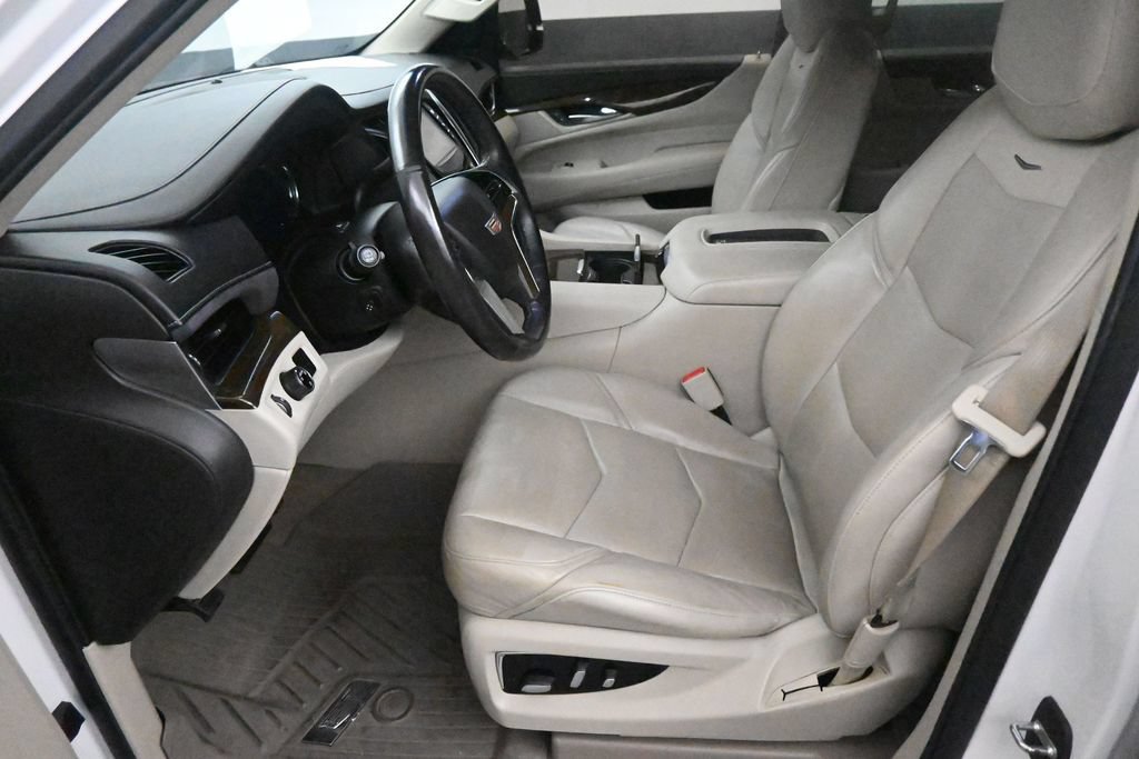Used 2019 Cadillac Escalade 2WD image 14