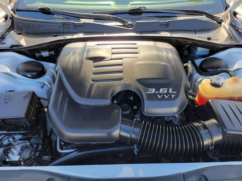 Used 2022 Dodge Charger SXT image 21