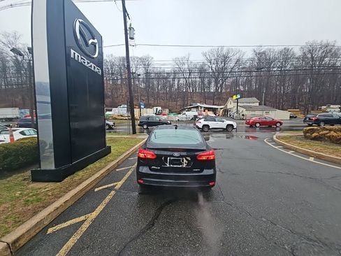 Used 2016 Ford Focus S image 6