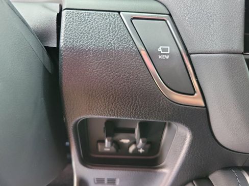 Used 2024 Lexus GX 550 w/ Accessory Package (Z1) AWD/4WD image 17