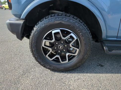 Used 2025 Ford Bronco Outer Banks AWD/4WD image 10