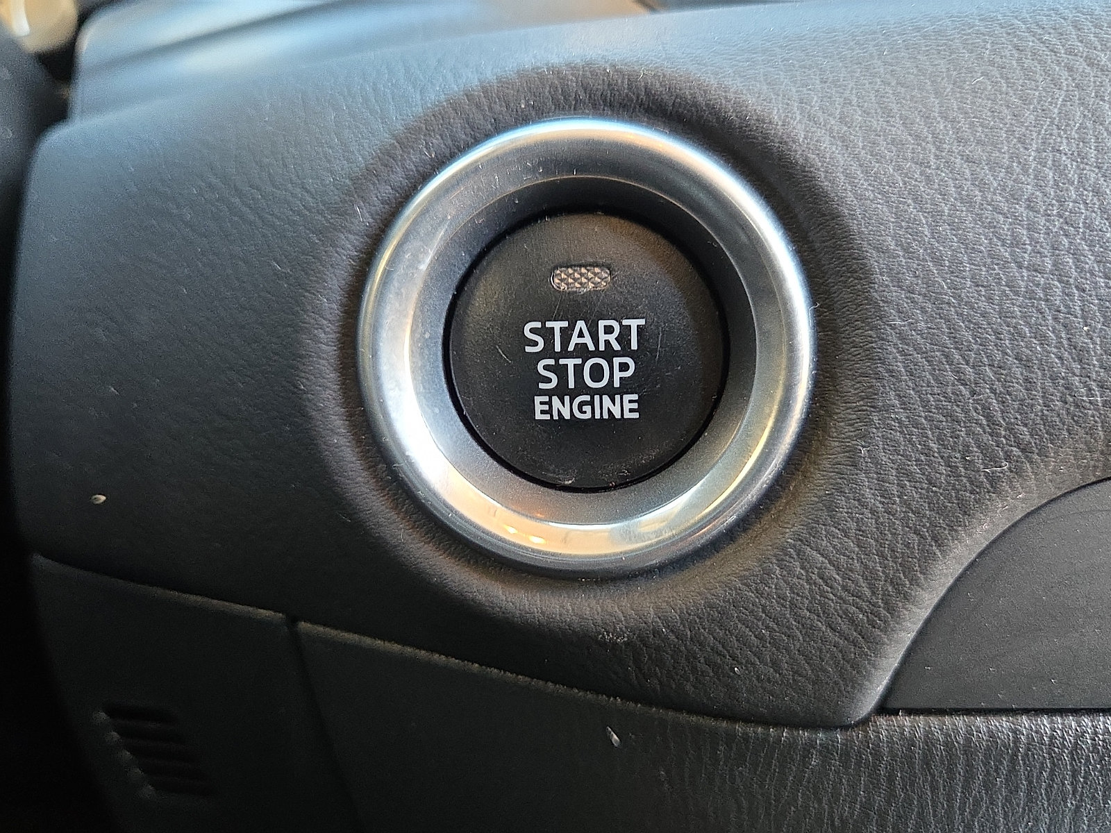Used 2025 MAZDA CX-5 AWD 2.5 S w/ Select Package image 14