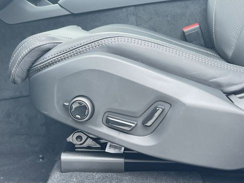 New 2026 Volvo XC90 T8 Ultra w/ Protection Package Premier image 14