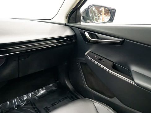Used 2025 Kia EV6 Light RWD image 10